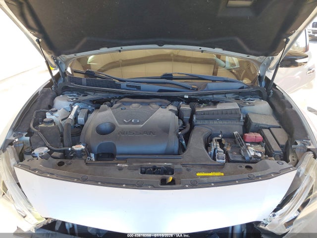 1N4AA6AP0JC386098 Nissan Maxima 3.5 Sl