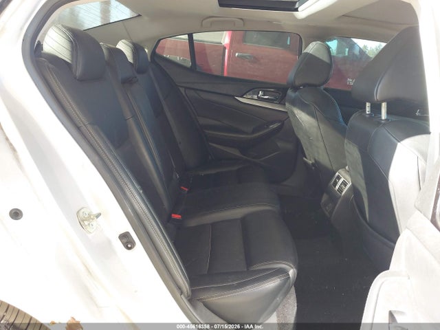 1N4AA6AP0JC386098 Nissan Maxima 3.5 Sl