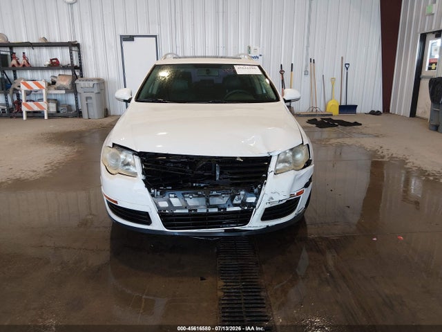 45616580 :رقم المزاد ، WVWXK73C59E008358 vin ، 2009 Volkswagen Passat Komfort مزاد بيع