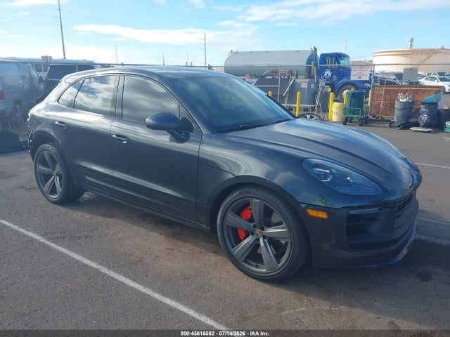 Auction sale of the 2026 Porsche Macan Gts, vin: WP1AF2A57TLB60628, lot number: 45616582