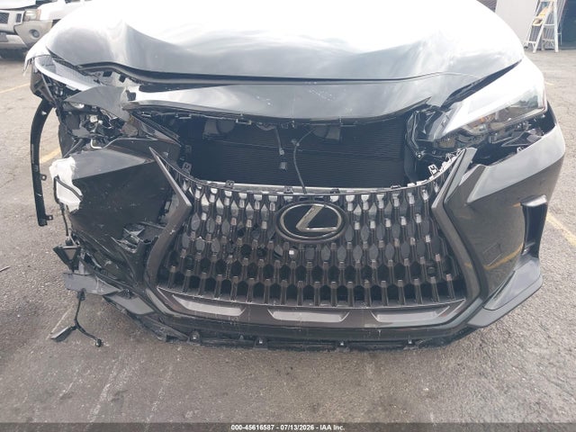 2T2GKCEZ8TC076704 Lexus Nx 350h Premium