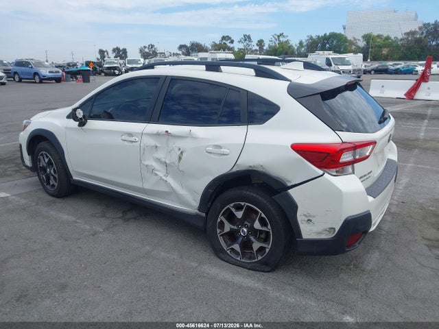 Subaru Crosstrek 2.0i Premium 2018 JF2GTABC5J9250058 Image 3