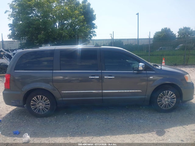 Aukcja sprzedaży 2014 Chrysler Town & Country Touring-l 30th Anniversary, vin: 2C4RC1CG4ER310999, numer aukcji: 45616634