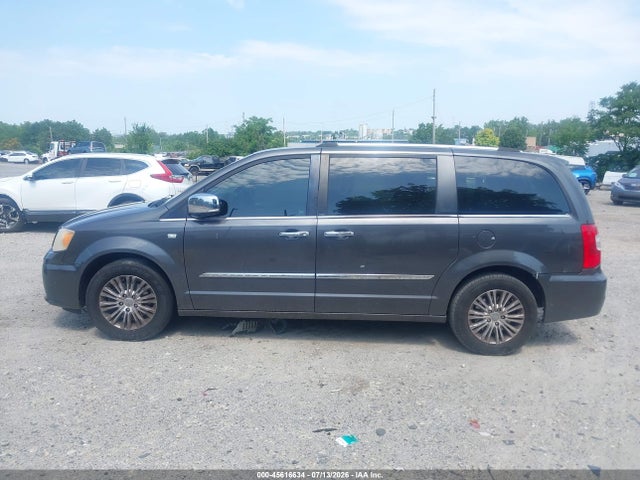 Aukcja sprzedaży 2014 Chrysler Town & Country Touring-l 30th Anniversary, vin: 2C4RC1CG4ER310999, numer aukcji: 45616634