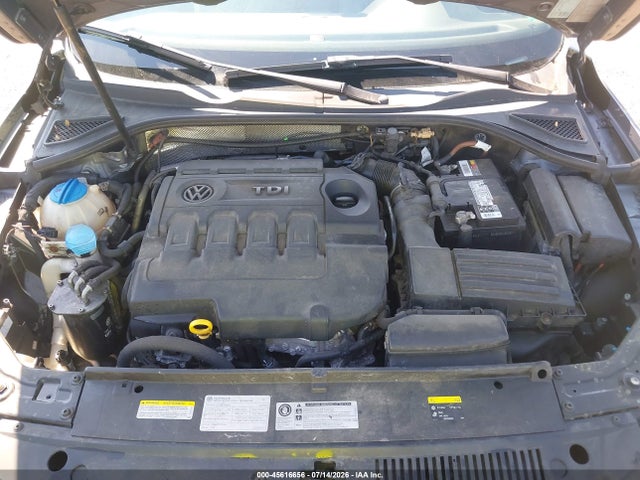 Продаж на аукціоні авто 2015 Volkswagen Passat 2.0l Tdi Se, vin: 1VWBV7A39FC034003, номер лоту: 45616656