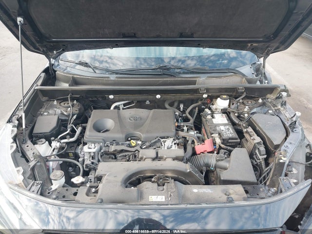 Toyota Rav4 Xle 2020 JTMW1RFV3LJ020191 Image 10