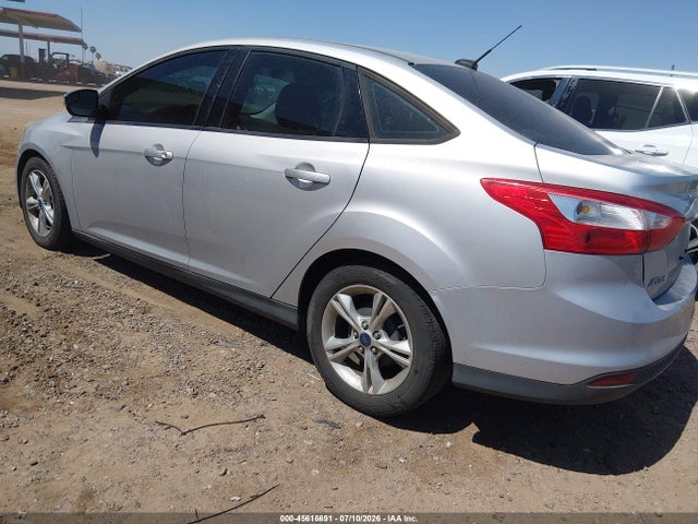 Ford FOCUS SE 2014 1FADP3F23EL374718 Image 3