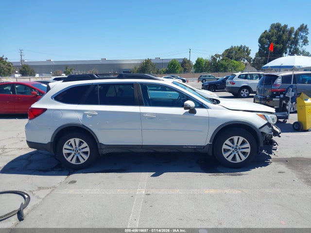 Subaru Outback 2.5i Premium 2017 4S4BSAFC5H3280725 Image 14