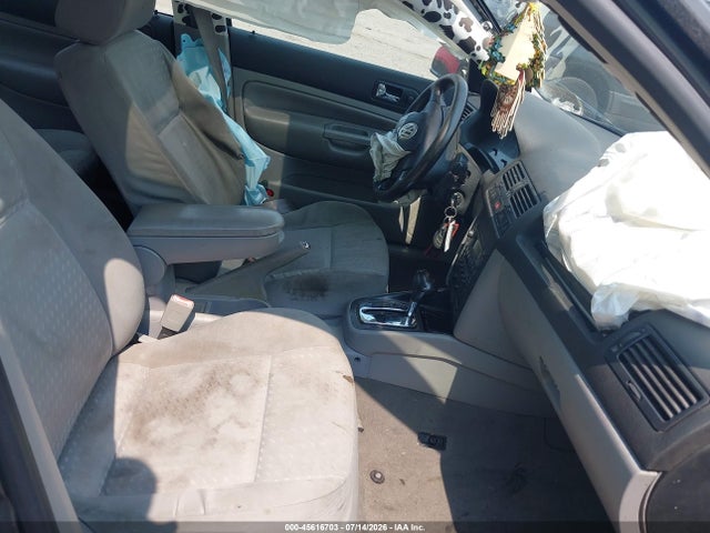 2004 Volkswagen Jetta Gls 2.0l მანქანა იყიდება აუქციონზე, vin: 3VWSK69M94M055025, აუქციონის ნომერი: 45616703