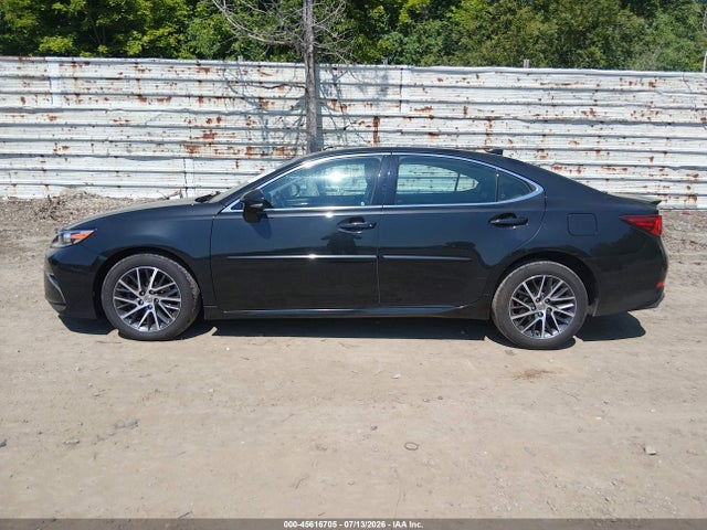 2016 Lexus Es 350 მანქანა იყიდება აუქციონზე, vin: 58ABK1GG4GU023378, აუქციონის ნომერი: 45616705