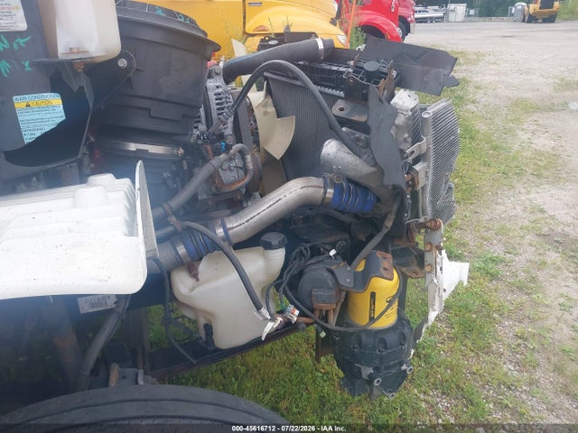 Freightliner M2 106 2018 1FVACWFCXJHJU1603 Image 21