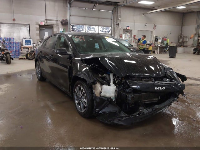 45616719 :رقم المزاد ، 3KPF24AD0PE538289 vin ، 2023 Kia Forte Lxs مزاد بيع