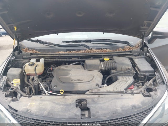 45616721 :رقم المزاد ، 2C4RC1DG6LR181854 vin ، 2020 Chrysler Voyager Lxi مزاد بيع