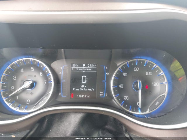 45616721 :رقم المزاد ، 2C4RC1DG6LR181854 vin ، 2020 Chrysler Voyager Lxi مزاد بيع