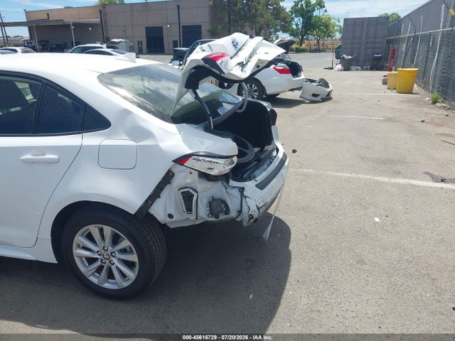 JTDBCMFE1PJ012527 Toyota Corolla Hybrid Le