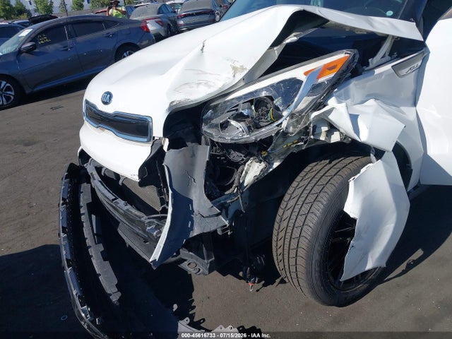 KIA SOUL + 2016 KNDJP3A51G7295896 Image 6