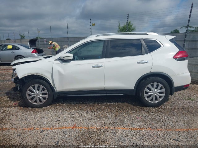 Продажа на аукционе авто 2017 Nissan Rogue S, vin: JN8AT2MT4HW134406, номер лота: 45616740