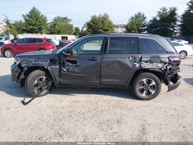 Aukcja sprzedaży 2022 Jeep Grand Cherokee 4xe Limited 4x4, vin: 1C4RJYB68N8777734, numer aukcji: 45616799