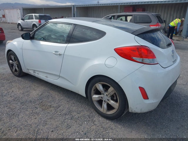Hyundai Veloster Base W/black 2014 KMHTC6AD8EU191039 Image 3