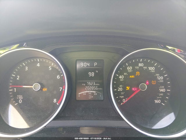 Продажа на аукционе авто 2016 Volkswagen Jetta 1.8t Sport, vin: 3VWD17AJ3GM288194, номер лота: 45616889