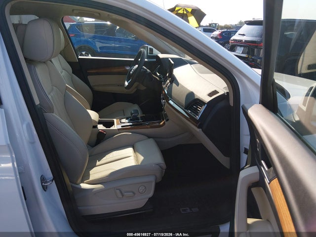 Продаж на аукціоні авто 2024 Audi Q5 Premium 55 Tfsi E S Line Quattro S Tronic, vin: WA1G2AFY4R2078899, номер лоту: 45616927