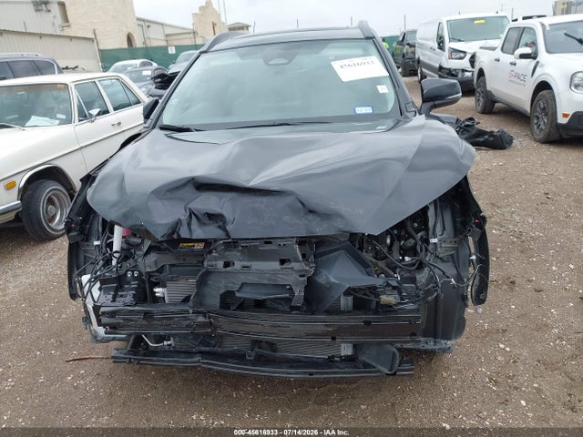 7MUBAAAG5TV175522 Toyota Corolla Cross Le