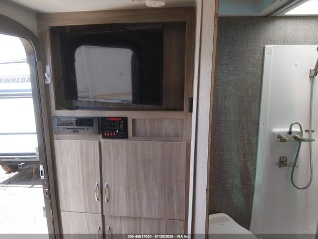 Winnebago M-1708fb 2022 54CTM2F23N3058566 Image 8