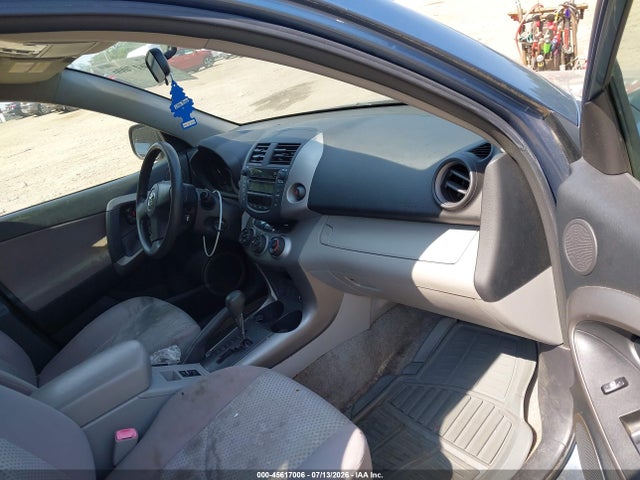 2007 Toyota Rav4 მანქანა იყიდება აუქციონზე, vin: JTMBD33V076052340, აუქციონის ნომერი: 45617006