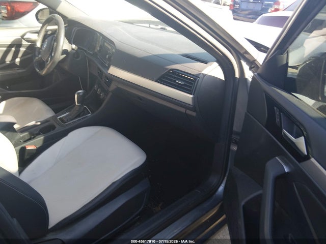 Продажа на аукционе авто 2019 Volkswagen Jetta 1.4t R-line/1.4t S/1.4t Se, vin: 3VWC57BU0KM068318, номер лота: 45617010