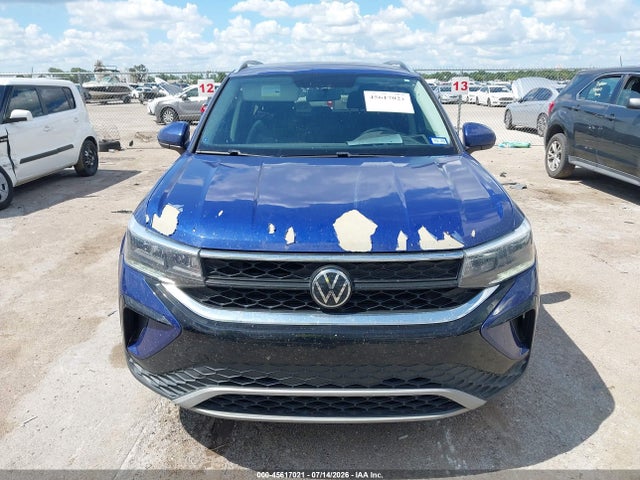 Продаж на аукціоні авто 2022 Volkswagen Taos 1.5t Se, vin: 3VVRX7B22NM087710, номер лоту: 45617021