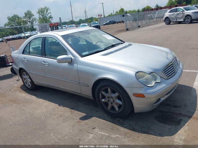 Продажа на аукционе авто 2004 Mercedes-benz C 240, vin: WDBRF61J44E017214, номер лота: 45617054