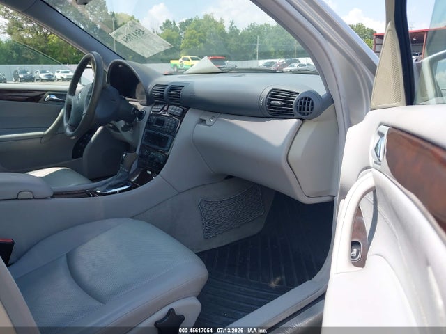 Продажа на аукционе авто 2004 Mercedes-benz C 240, vin: WDBRF61J44E017214, номер лота: 45617054