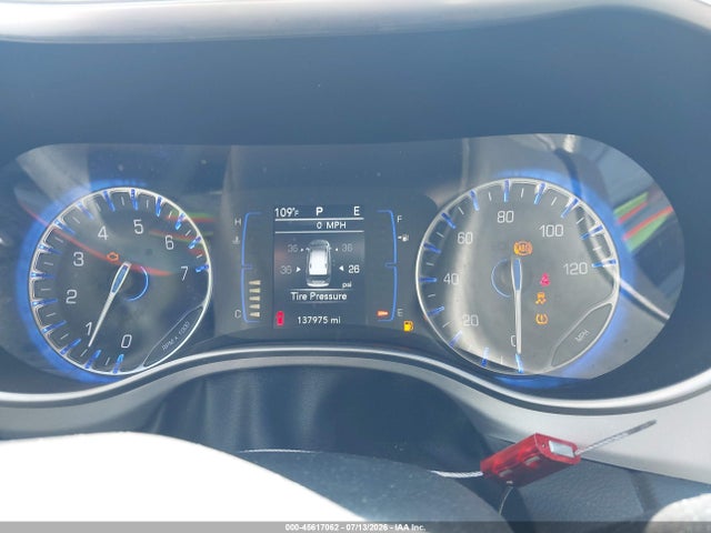 45617062 :رقم المزاد ، 2C4RC1FG8JR261120 vin ، 2018 Chrysler Pacifica Touring Plus مزاد بيع