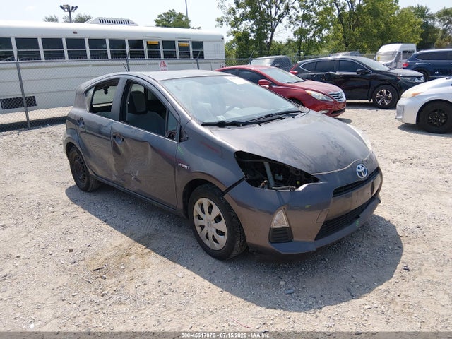 2014 Toyota Prius C One მანქანა იყიდება აუქციონზე, vin: JTDKDTB37E1563862, აუქციონის ნომერი: 45617076