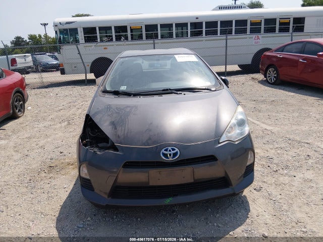 2014 Toyota Prius C One მანქანა იყიდება აუქციონზე, vin: JTDKDTB37E1563862, აუქციონის ნომერი: 45617076