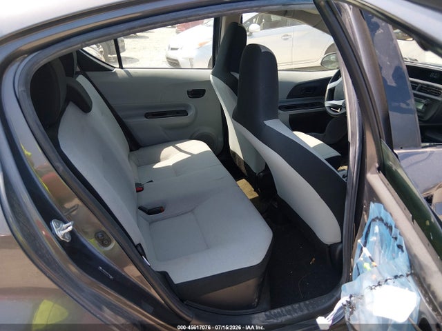 2014 Toyota Prius C One მანქანა იყიდება აუქციონზე, vin: JTDKDTB37E1563862, აუქციონის ნომერი: 45617076