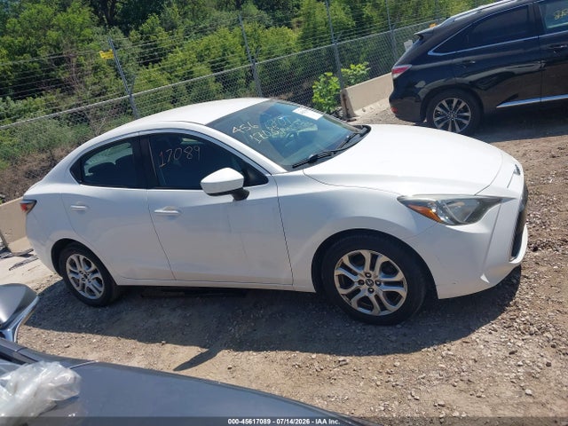 Aukcja sprzedaży 2017 Toyota Yaris Ia, vin: 3MYDLBYV5HY172631, numer aukcji: 45617089
