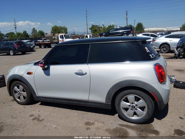 Продаж на аукціоні авто 2014 Mini Hardtop Cooper, vin: WMWXM5C55ET936142, номер лоту: 45617120