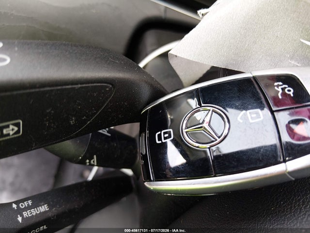 45617131 :رقم المزاد ، WDDZF4JB4HA085899 vin ، 2017 Mercedes-benz E 300 مزاد بيع
