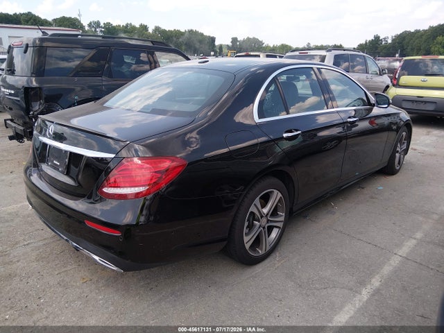 45617131 :رقم المزاد ، WDDZF4JB4HA085899 vin ، 2017 Mercedes-benz E 300 مزاد بيع