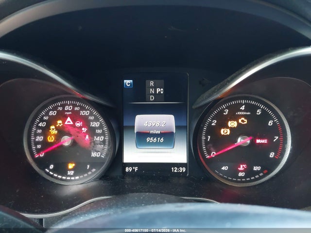 45617150 :رقم المزاد ، 55SWF4KB9GU143294 vin ، 2016 Mercedes-benz C 300 Luxury 4matic مزاد بيع