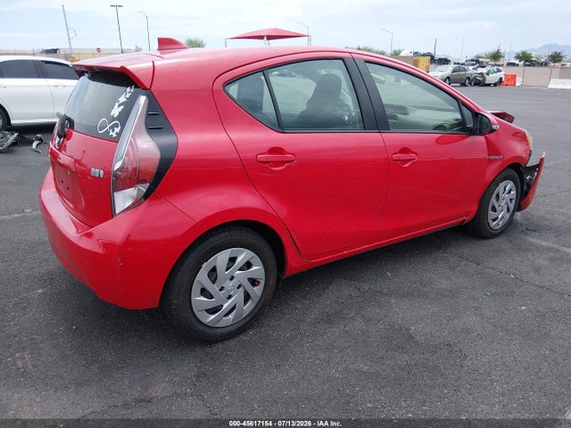 JTDKDTB30G1134968 Toyota Prius C One