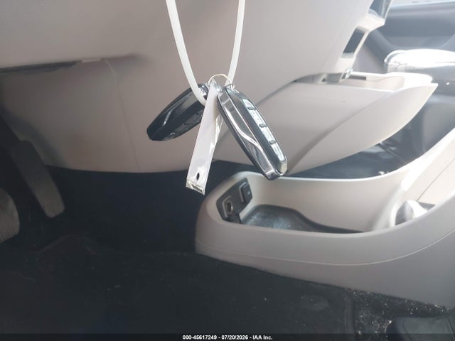 45617249 :رقم المزاد ، 2C4RC1BGXHR620645 vin ، 2017 Chrysler Pacifica Touring-l مزاد بيع