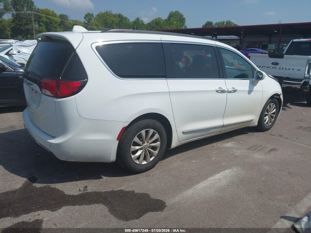 45617249 :رقم المزاد ، 2C4RC1BGXHR620645 vin ، 2017 Chrysler Pacifica Touring-l مزاد بيع
