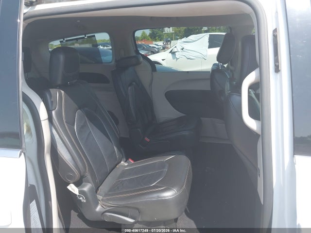 45617249 :رقم المزاد ، 2C4RC1BGXHR620645 vin ، 2017 Chrysler Pacifica Touring-l مزاد بيع