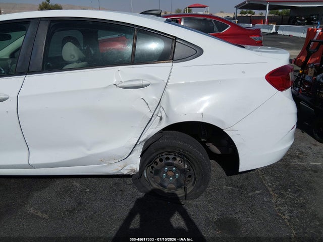 1G1BC5SM8G7305561 Chevrolet Cruze Ls Auto
