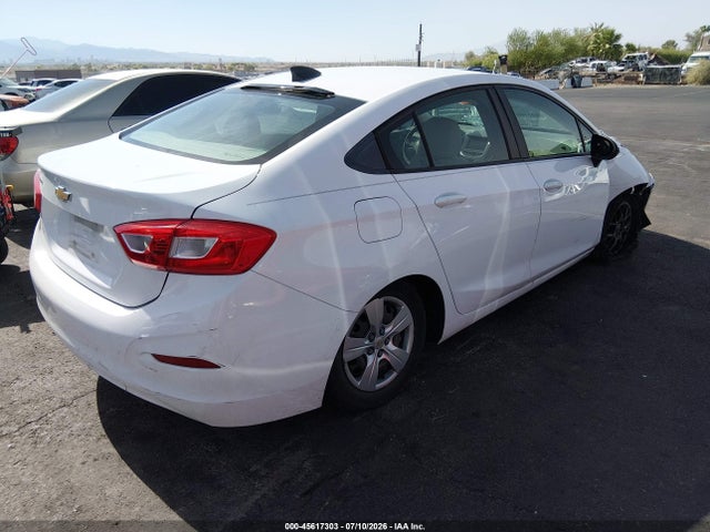 1G1BC5SM8G7305561 Chevrolet Cruze Ls Auto