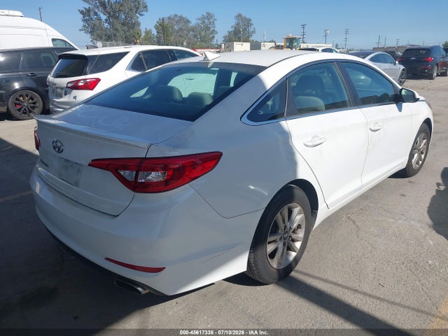 45617338 :رقم المزاد ، 5NPE24AF5FH188018 vin ، 2015 Hyundai Sonata Se مزاد بيع