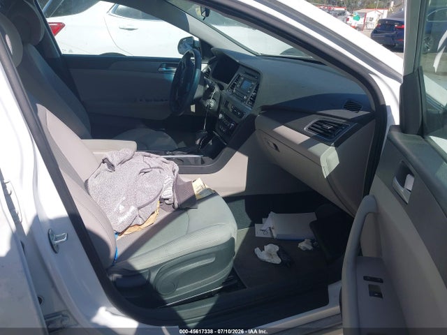 45617338 :رقم المزاد ، 5NPE24AF5FH188018 vin ، 2015 Hyundai Sonata Se مزاد بيع