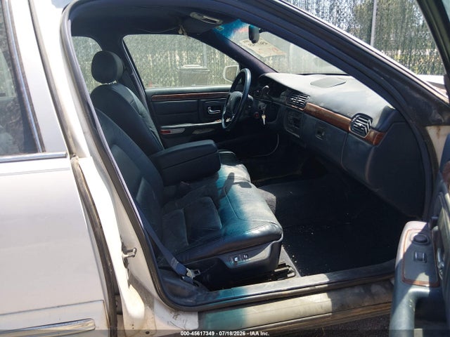 45617349 :رقم المزاد ، 1G6KD54Y9XU720994 vin ، 1999 Cadillac Deville مزاد بيع